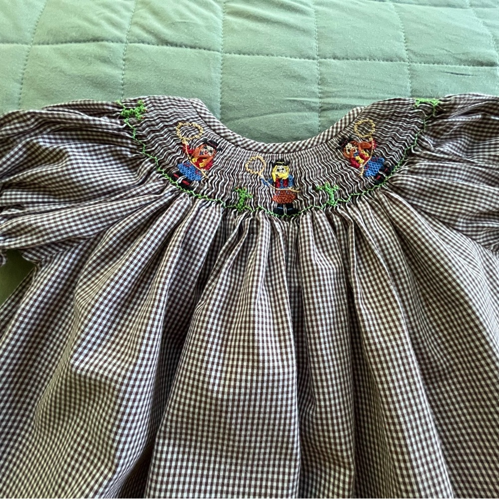 Silly Goose Smocked Cowgirls Brown White Gingham Plaid Dress Size 12 Months - Picture 6 of 16